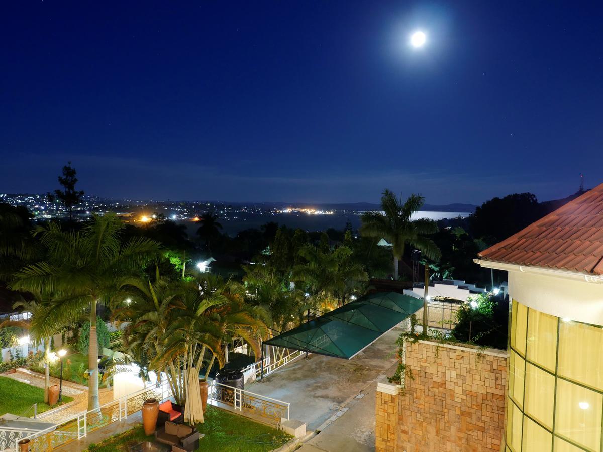 Hotel Ivory Castle Limited Kampala Exterior foto
