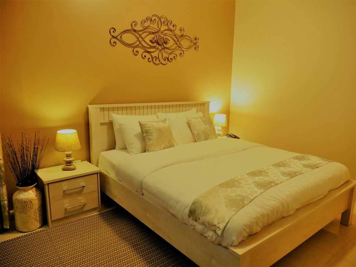 Hotel Ivory Castle Limited Kampala Exterior foto